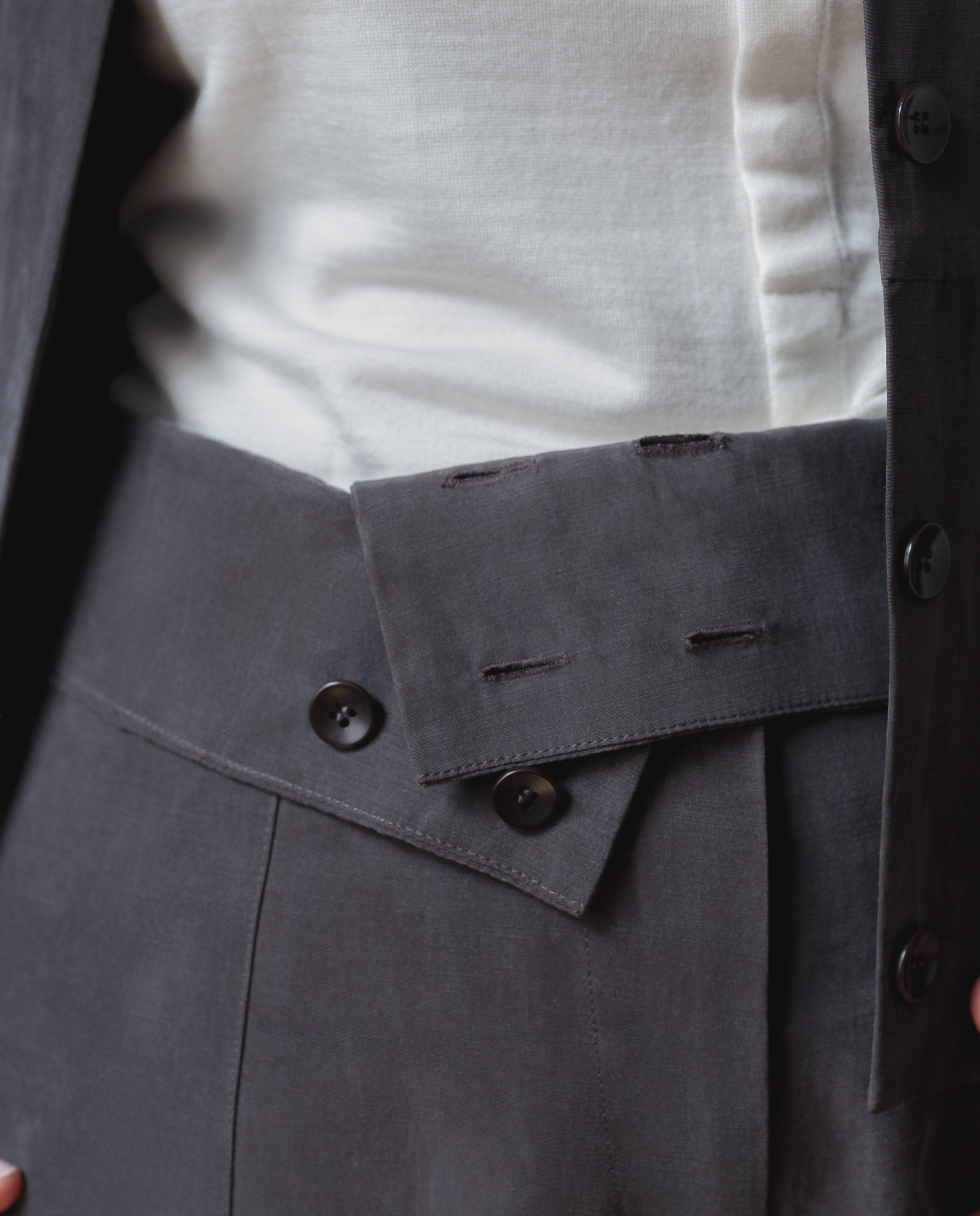 round relaxed trousers - brown cupro