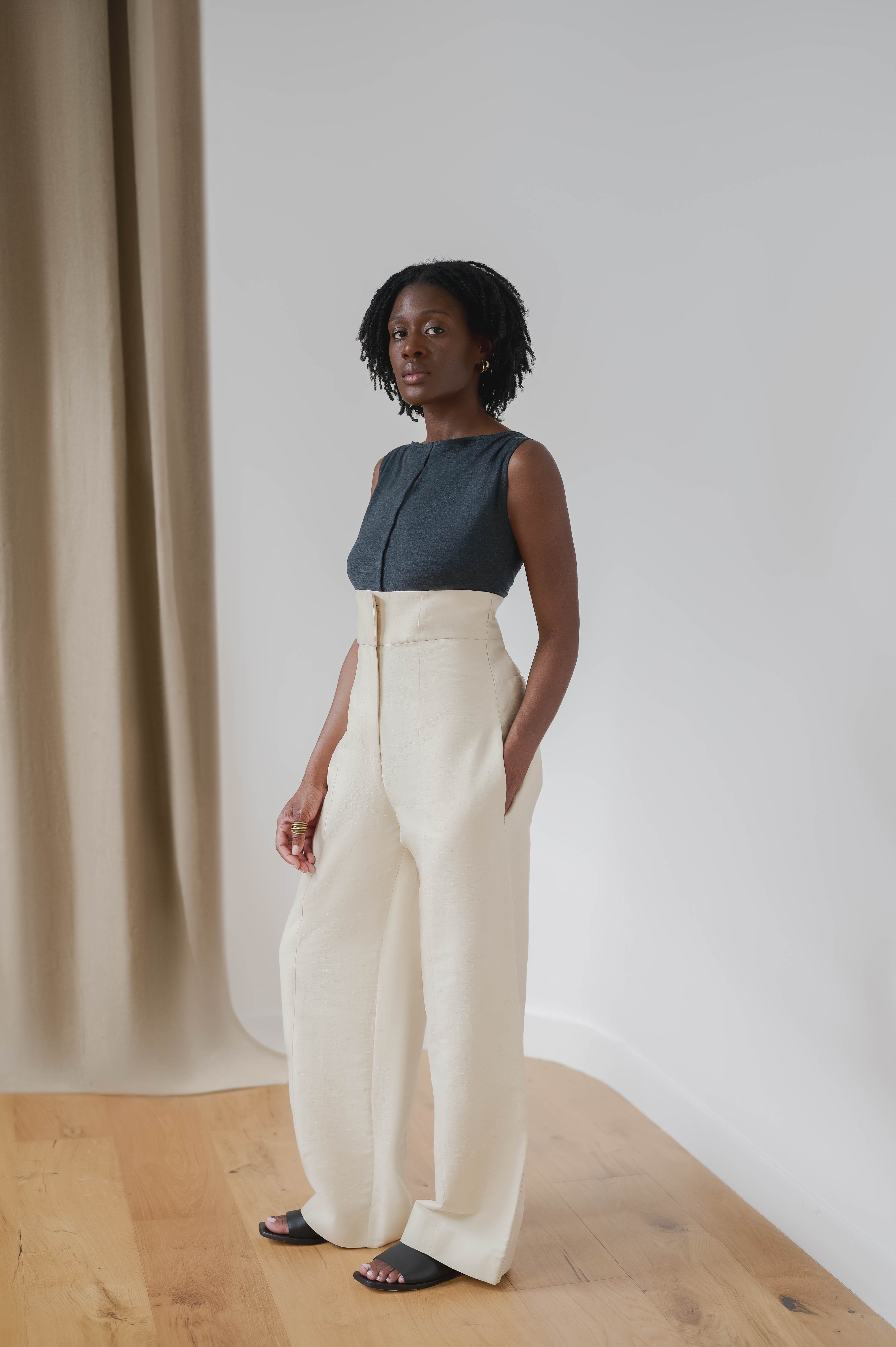 round relaxed trousers - limited edition