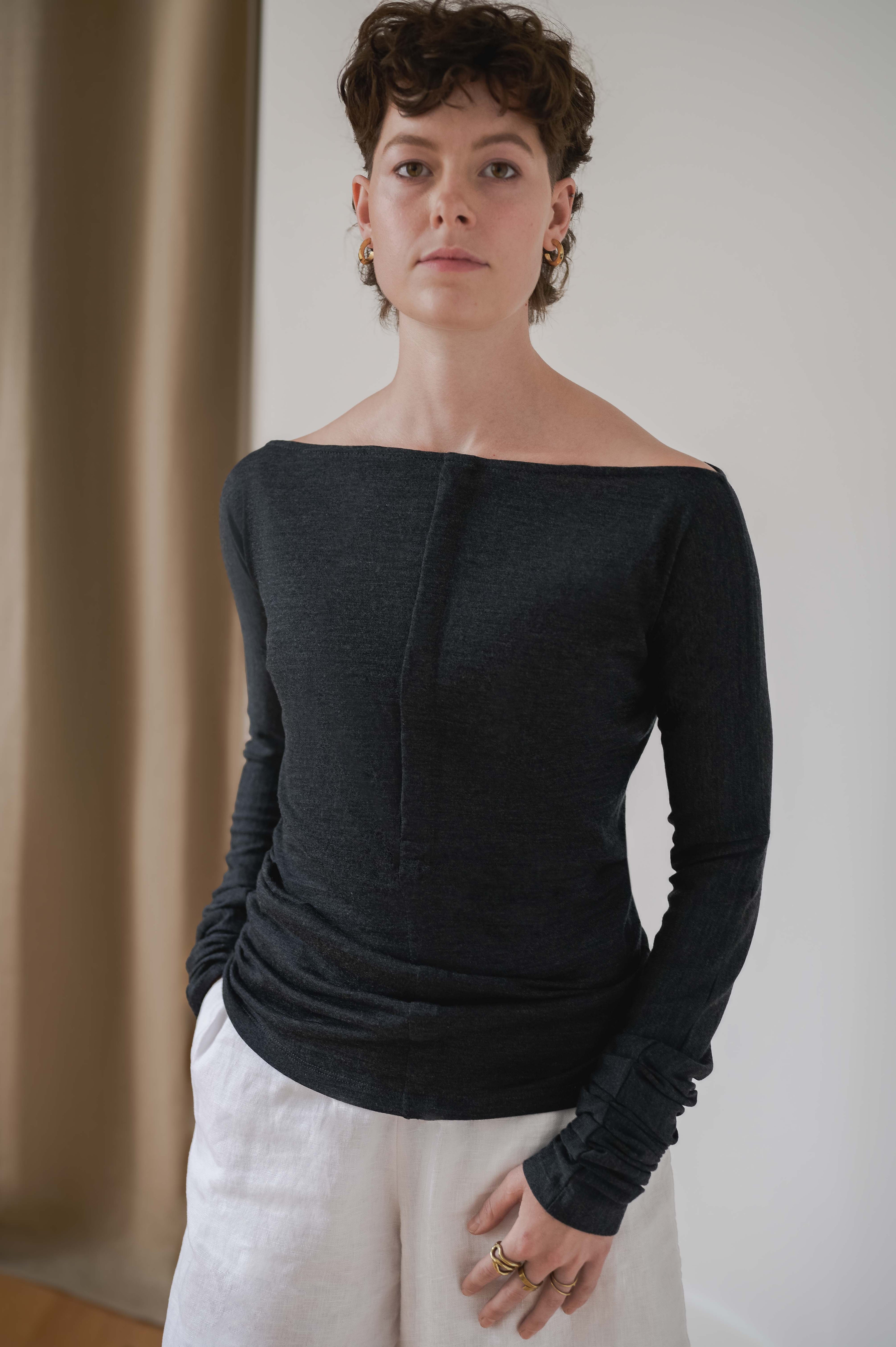 fluid wool top - grey