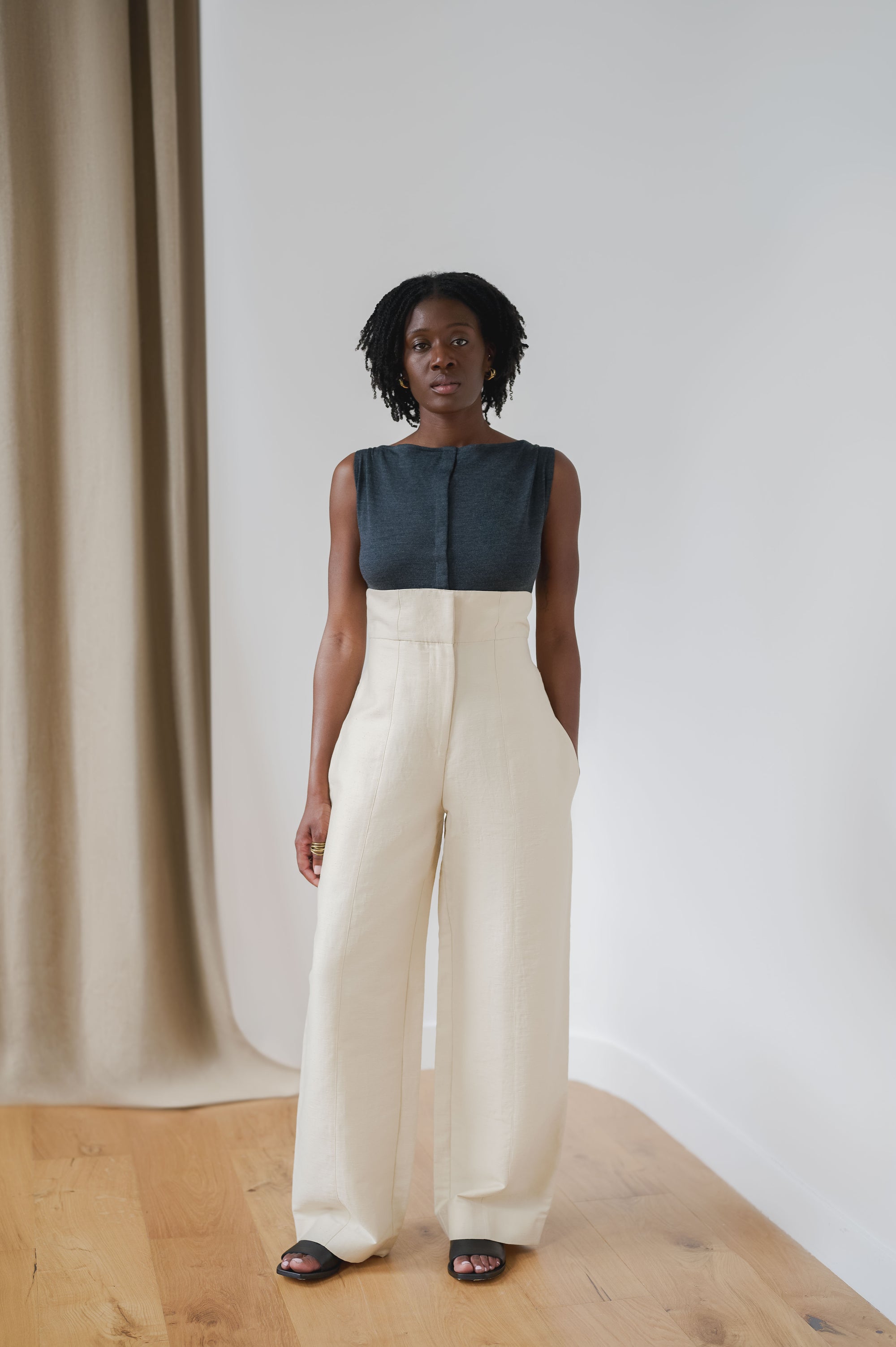 round relaxed trousers - limited edition